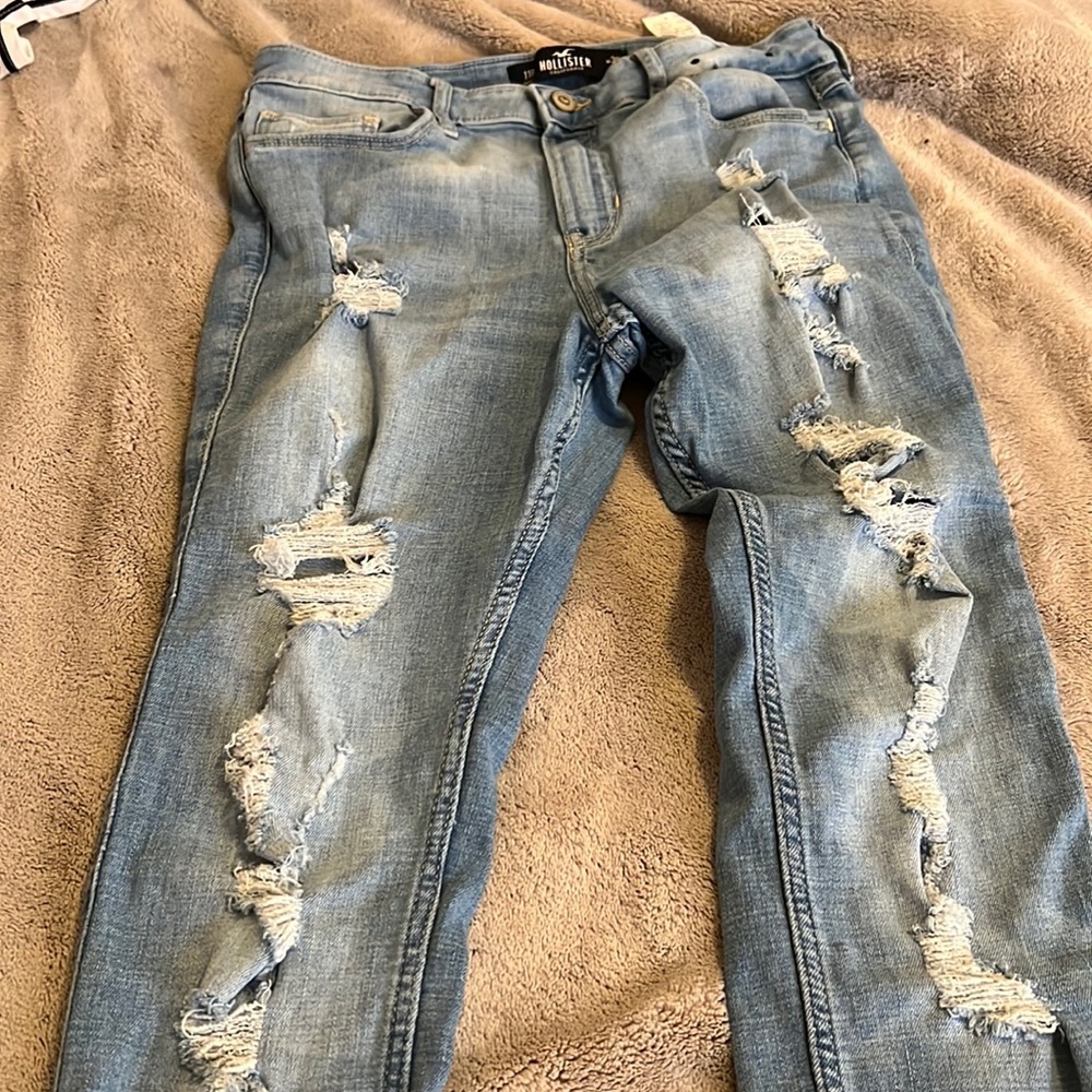 light blue jeans from hollister, no tags